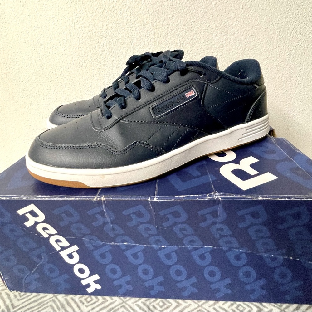 Mens Reebok Shoes - Picture 3 of 10